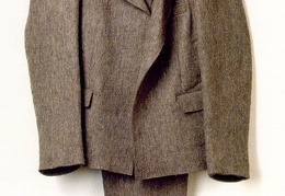 Beuys Felt suit 1970 170 2x99 1 cm The Art Institute of C