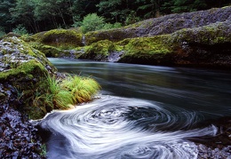 Swirling Eddy Clackamas River Oregon - 1600x1200 - ID 44078 - PREMIUM