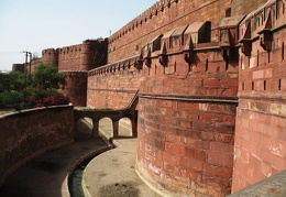 Red Fort in Agra - India (walls)