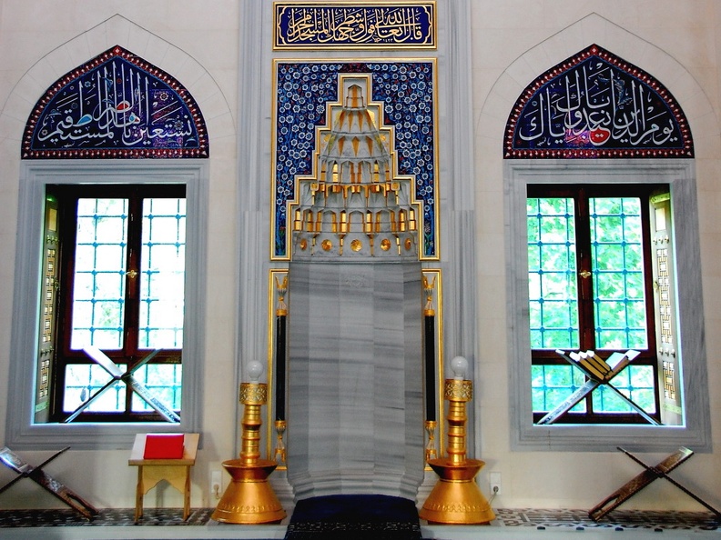 Shehitlik Mosque in Berlin - Germany (mihrab)